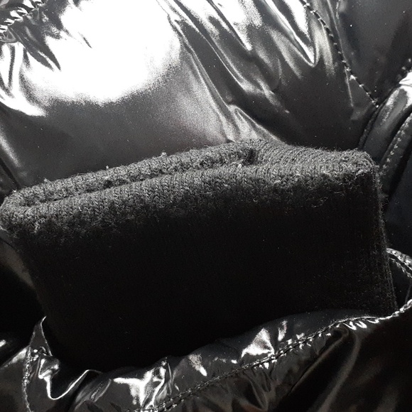 Kensie Black Puffer Jacket With Hood Wet Look Glossy - Picture 10 of 12